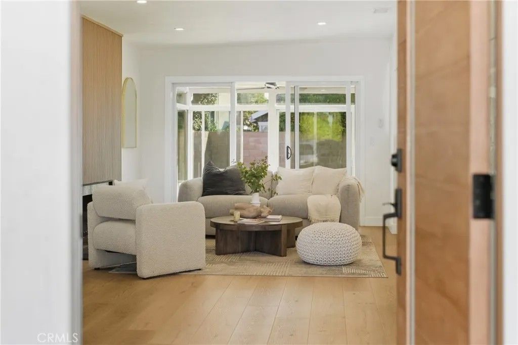 Photo of 5116 E Wardlow Road, Long Beach, CA 90808 (MLS # DW25246331)
