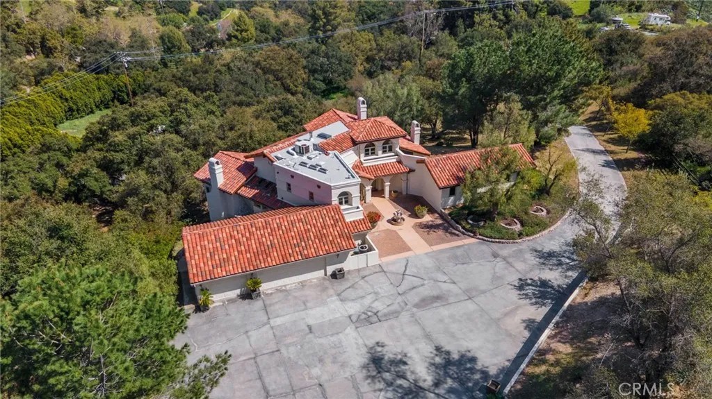 19401 Wunder Trail