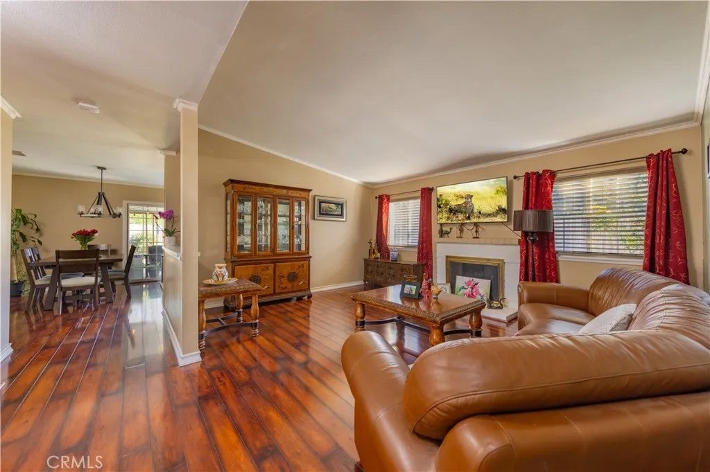 1682 Darnel Court