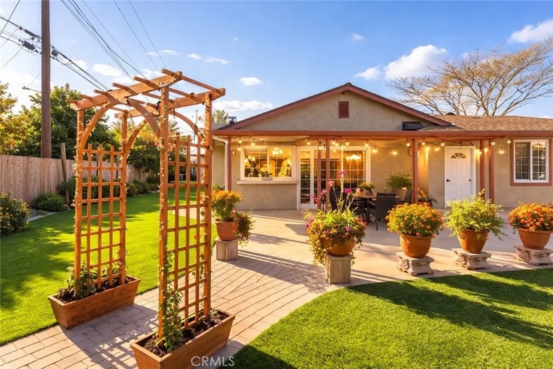 1682 Darnel Court