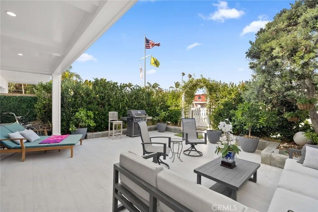 Photo of 3304 Marcus Ave, Newport Beach, CA 92663 (MLS # NP26006339)