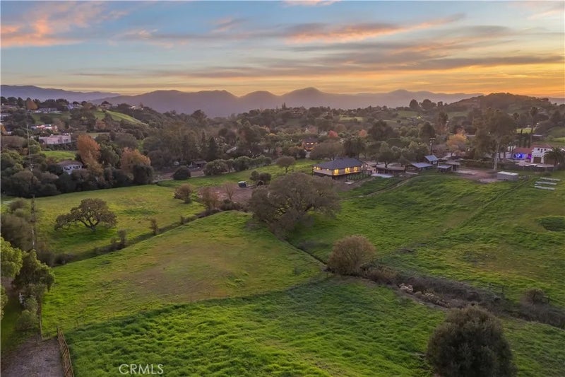 970 College Canyon