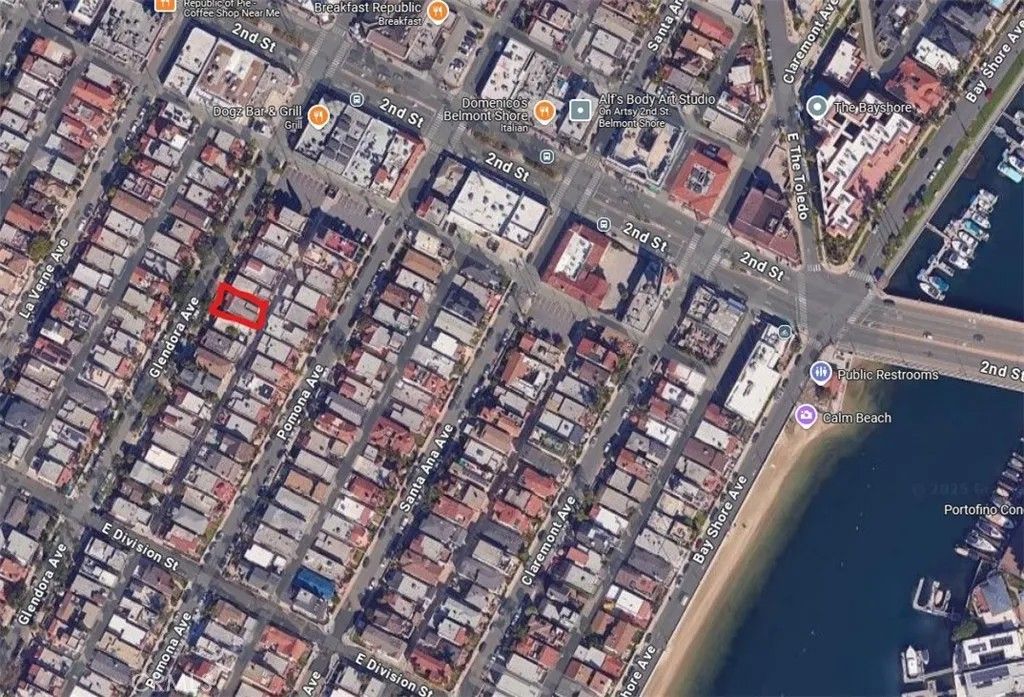 Photo of 168 Glendora Avenue, Long Beach, CA 90803 (MLS # PW26011746)