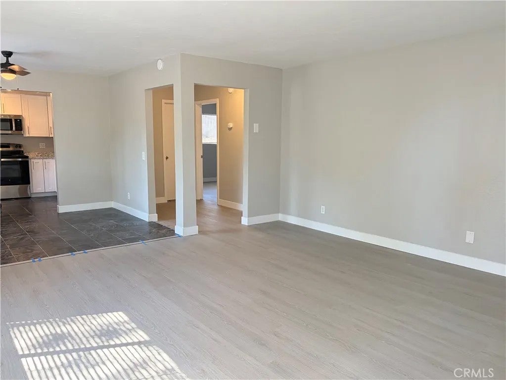 Photo of 308 Hillside Court, Vista, CA 92084 (MLS # SW26212178)
