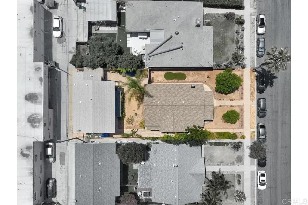 3325-3329 Dale St