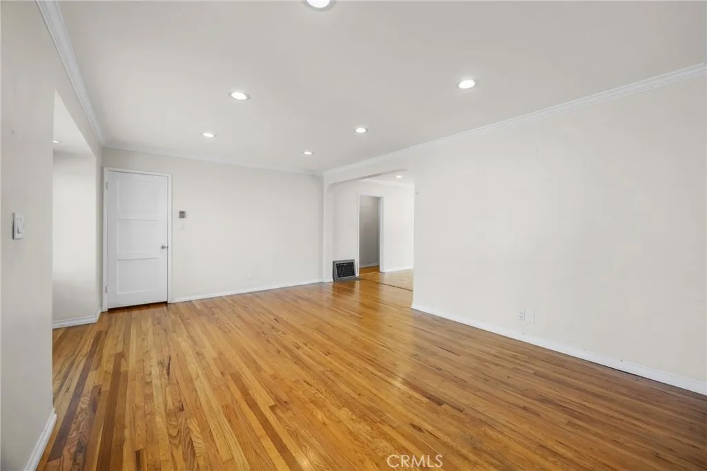 2162 Charlemagne