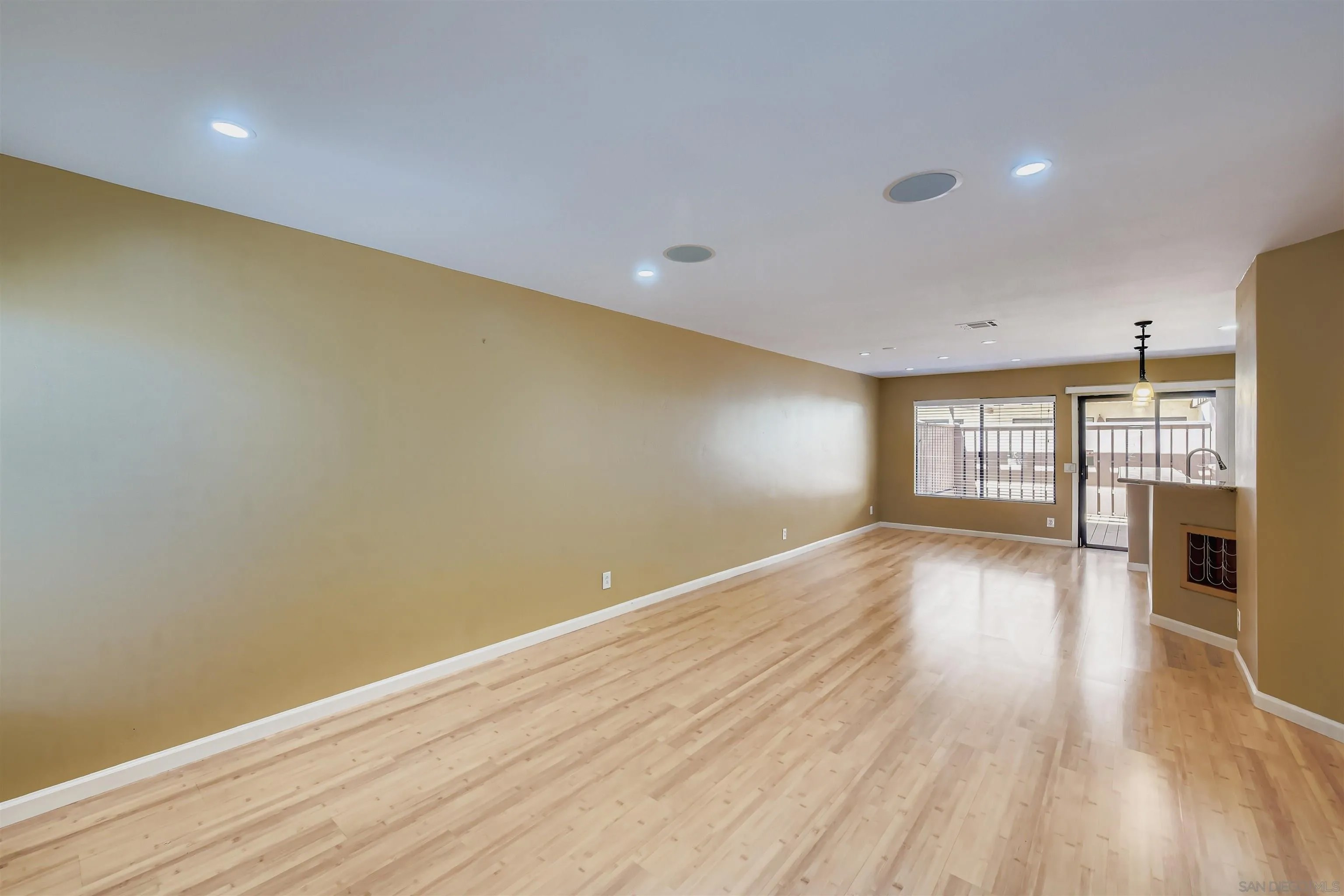 5806 Mission Center Rd C