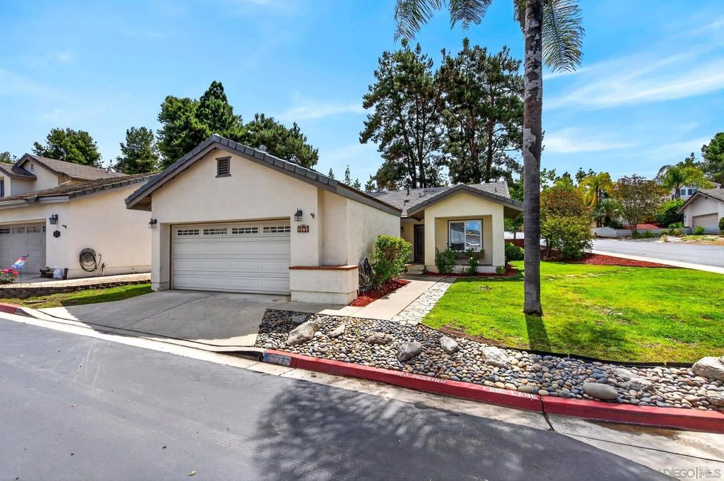 Photo of 1272 Lancer Glen, Escondido, CA 92029 (MLS # 260011092)