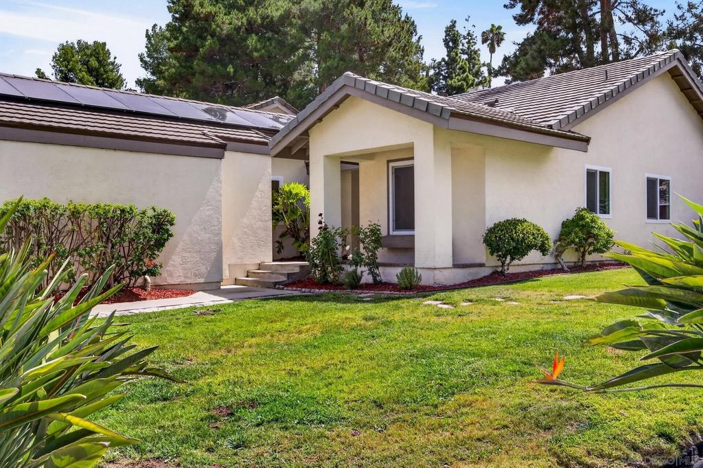 Photo of 1272 Lancer Glen, Escondido, CA 92029 (MLS # 260011092)