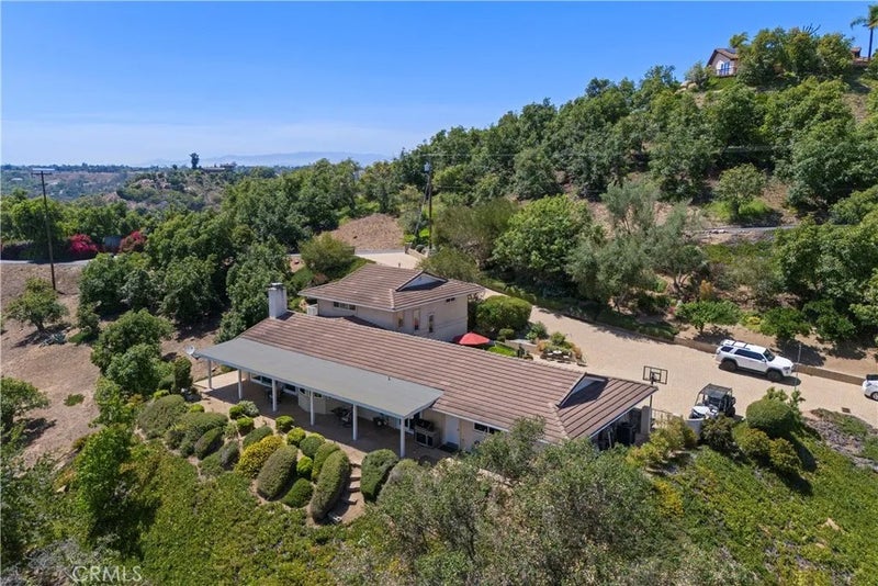 3237 Canonita Drive