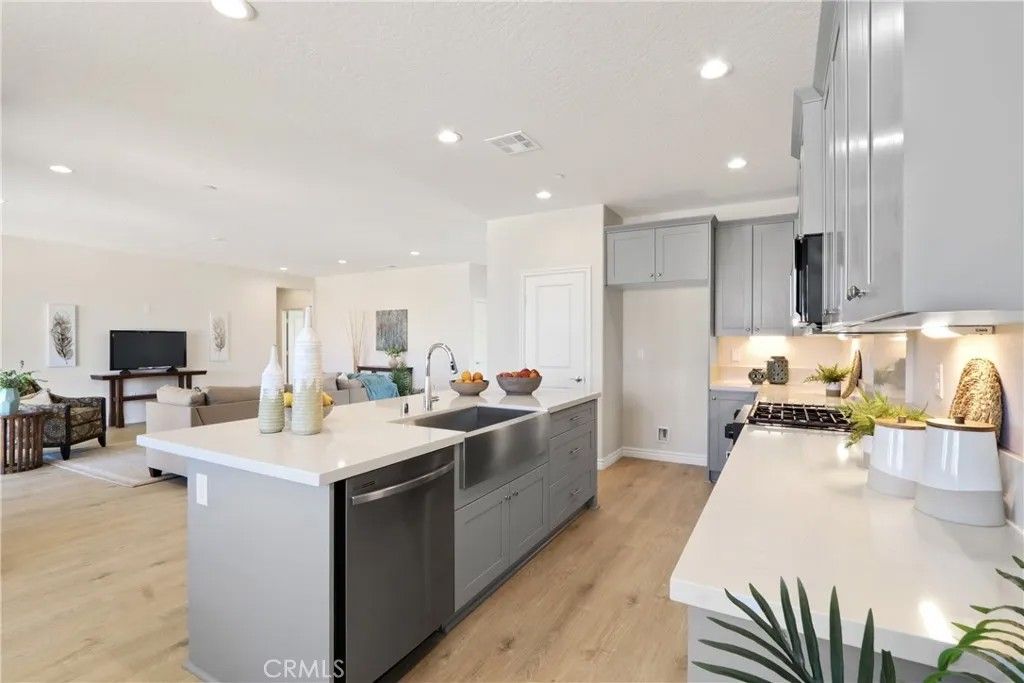 Photo of 7144 Farmdale Avenue, Hesperia, CA 92345 (MLS # IG26092204)