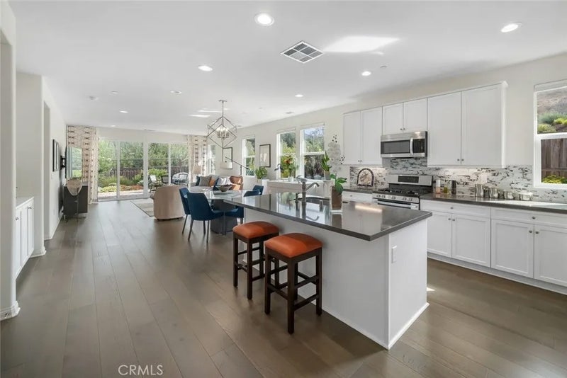1224 Twin Creek Road