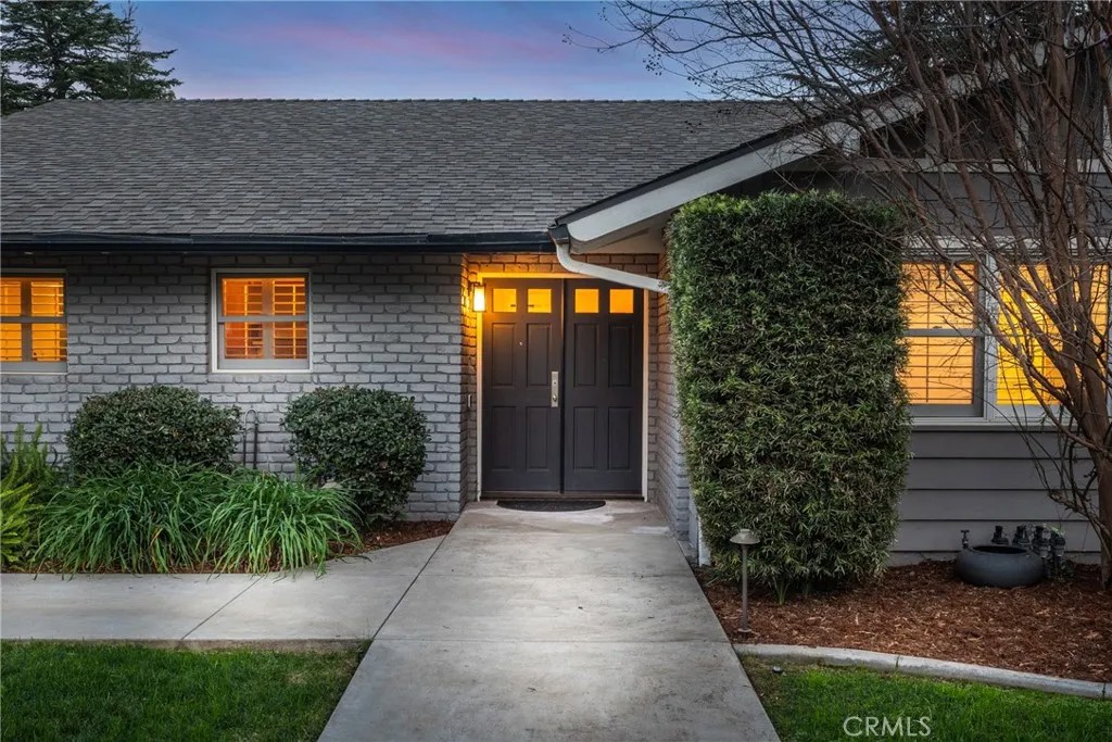 12669 Valley View Lane