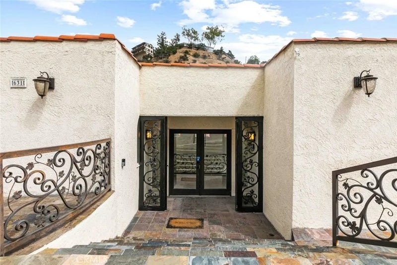 631 Caleb Street