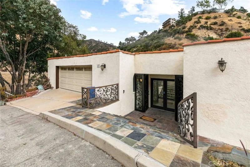 631 Caleb Street