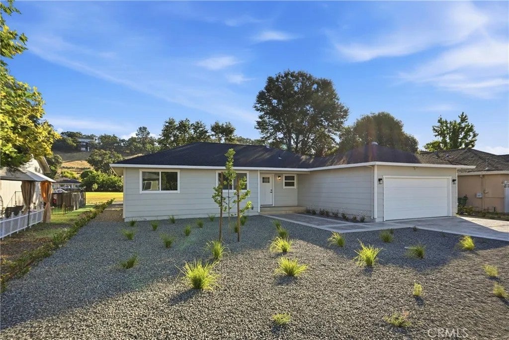 18238 Deer Hollow Road
