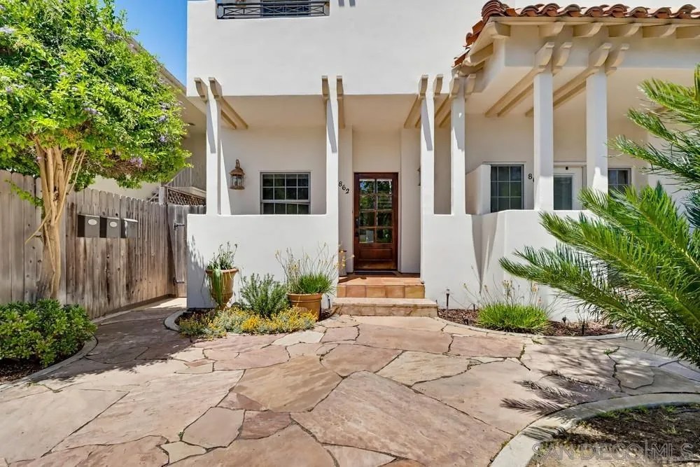 862 G Ave.
