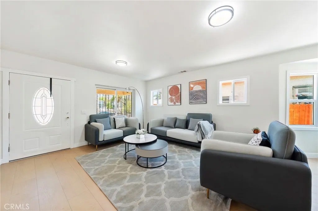1132 W 55th Street