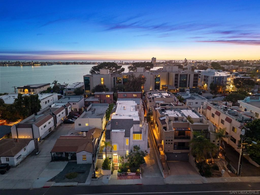 Photo of 3974 Riviera Dr, San Diego, CA 92109 (MLS # 260010344)