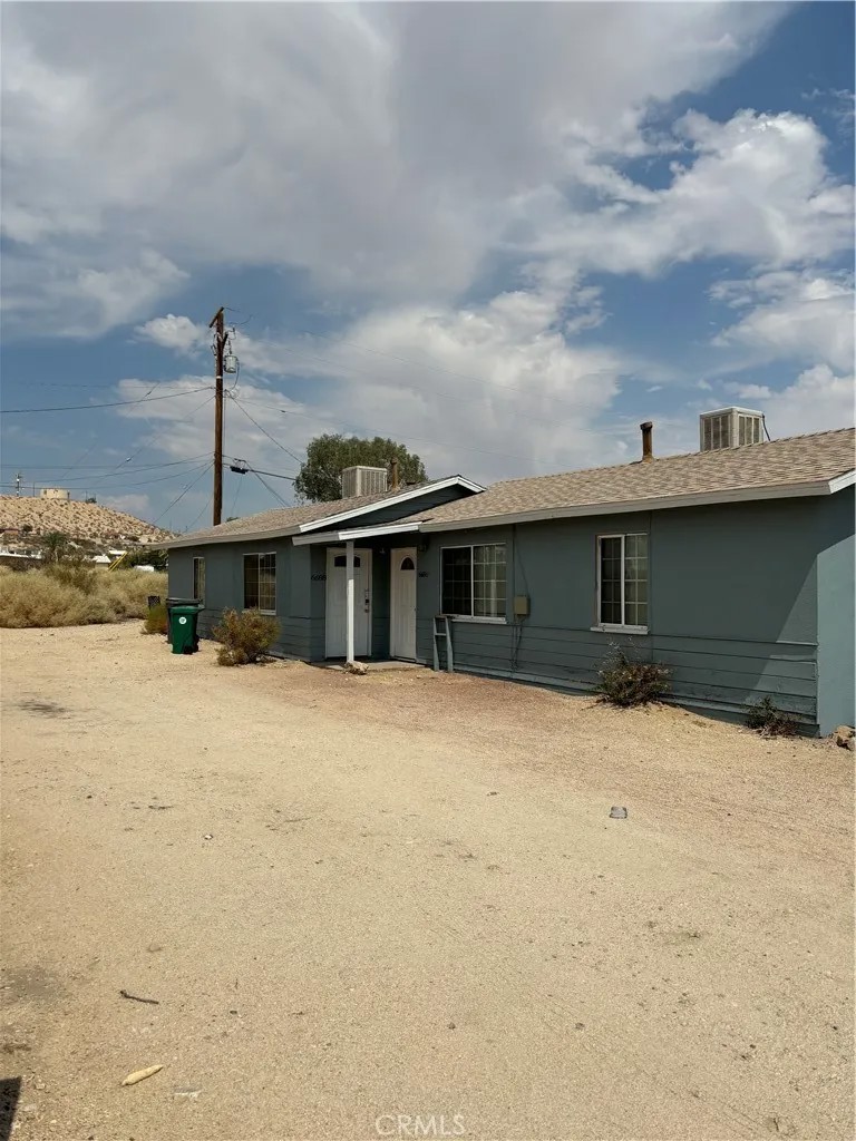 6688-6686 Yucca