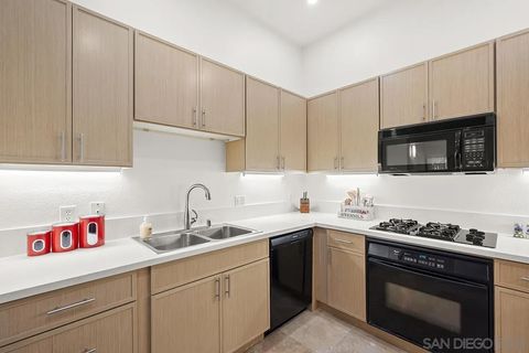 Tiny photo for 525 11th Avenue #1116, San Diego, CA 92101 (MLS # 250039275)