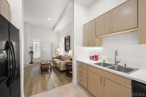 Tiny photo for 525 11th Avenue #1116, San Diego, CA 92101 (MLS # 250039275)