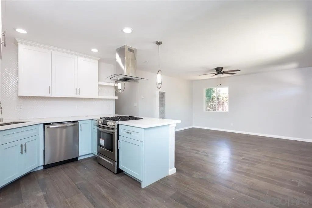 3844-46 49th Street