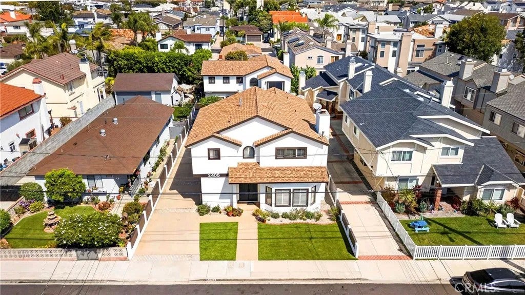 2405 Clark Lane A