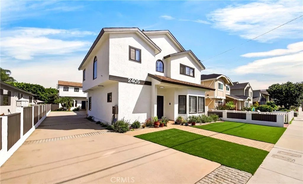 2405 Clark Lane A