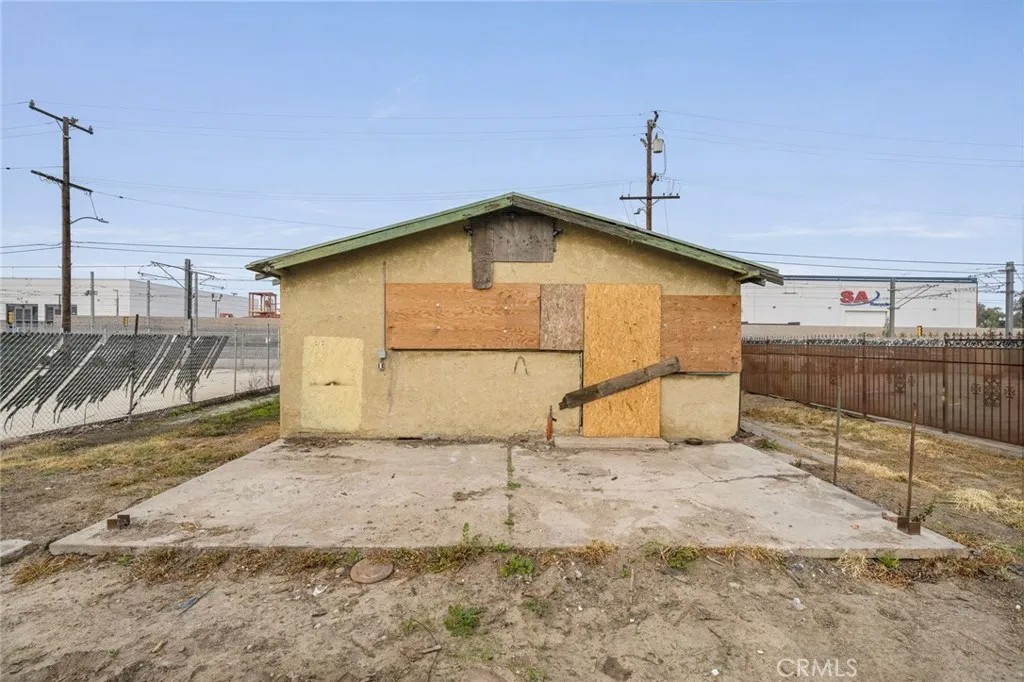 1822 W 4th