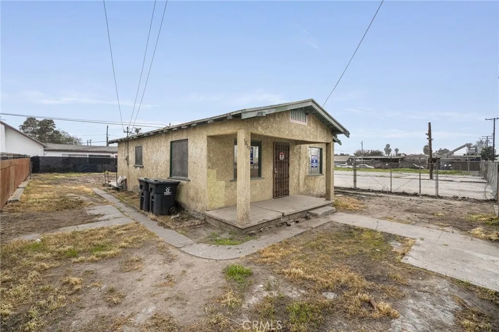 1822 W 4th