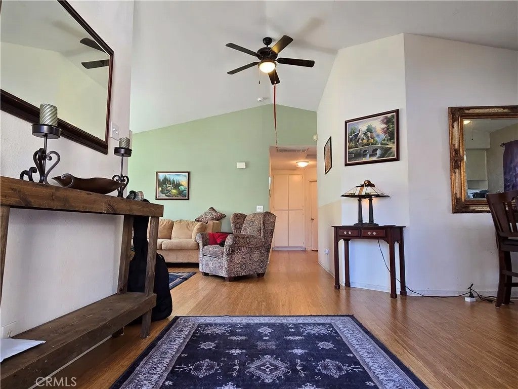 2303 Lexington
