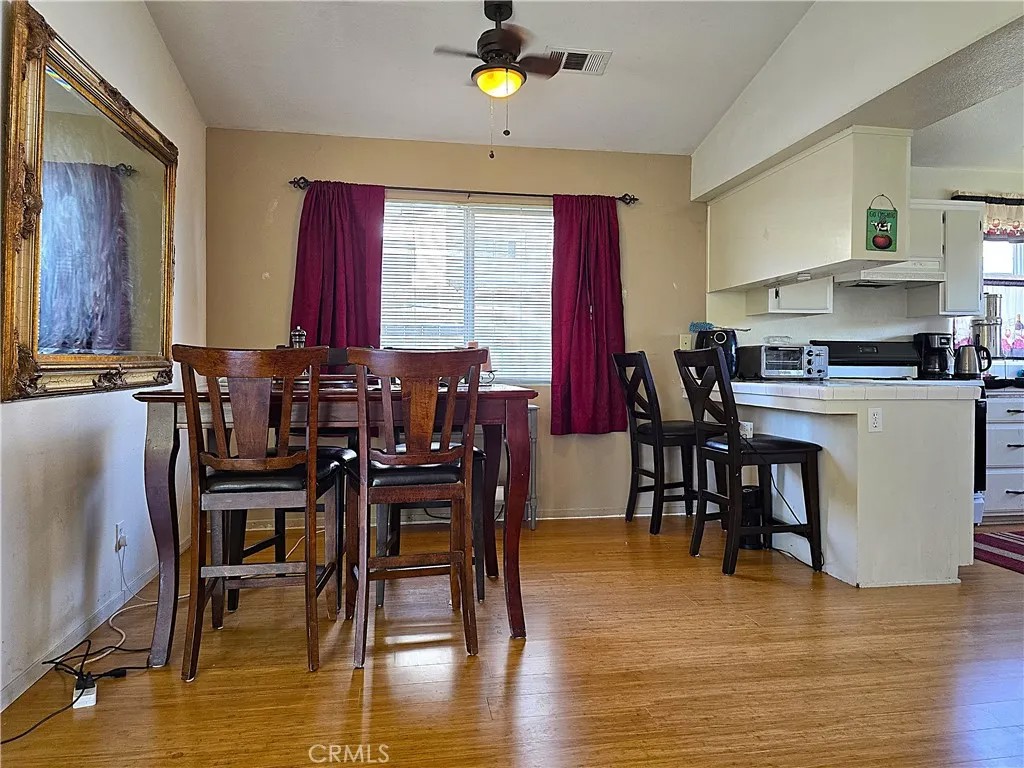 2303 Lexington