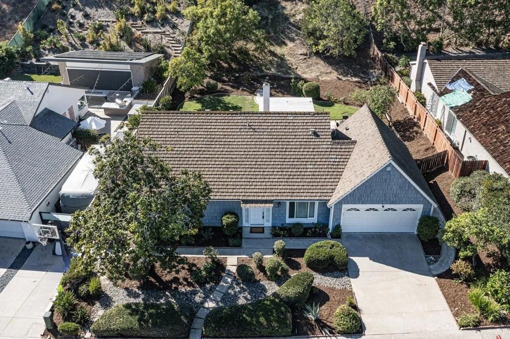 7107 Manzanita Street