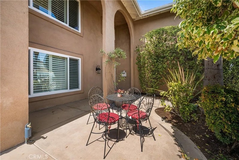 3261 Lilly Avenue