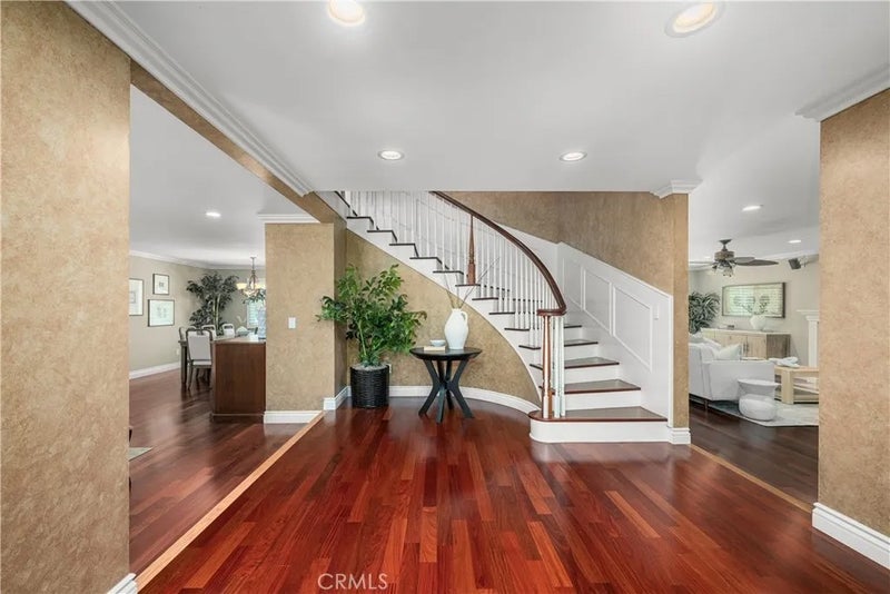3261 Lilly Avenue