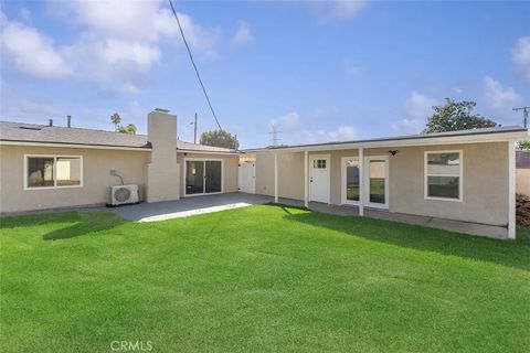 Tiny photo for 755 W Citrus Edge St, Glendora, CA 91740 (MLS # CV25251960)