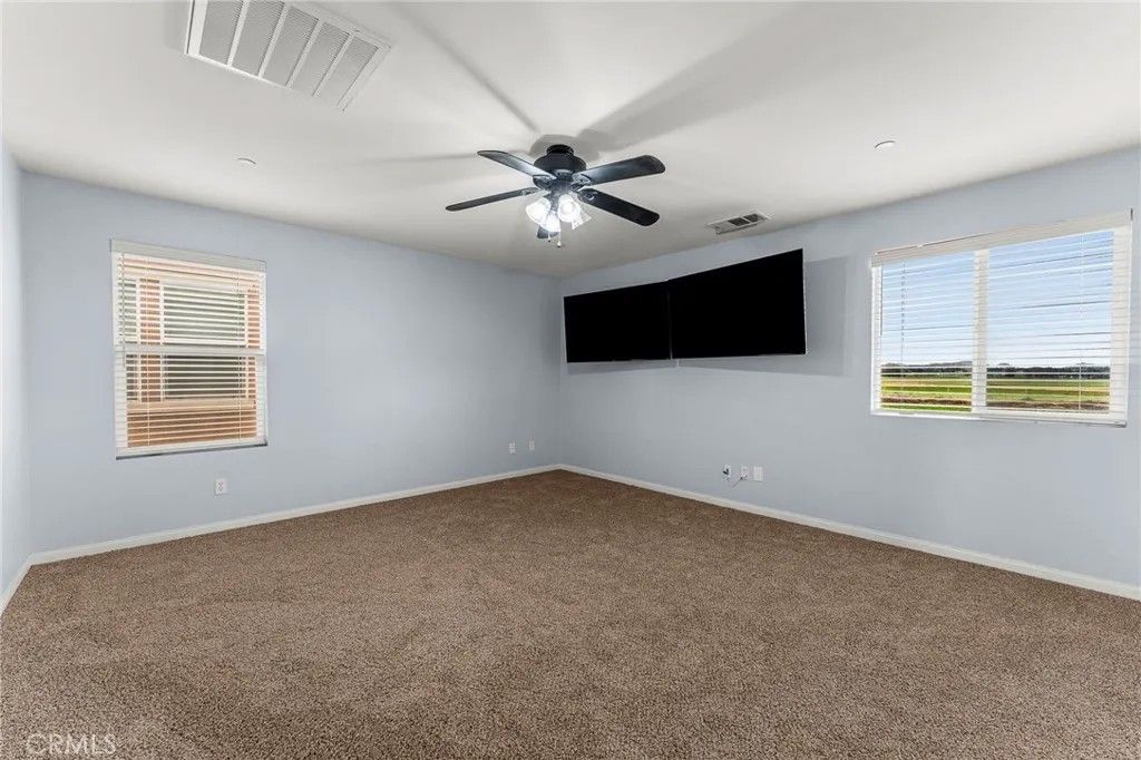 Photo of 136 Yosemite Ave, Perris, CA 92570 (MLS # IG26020906)