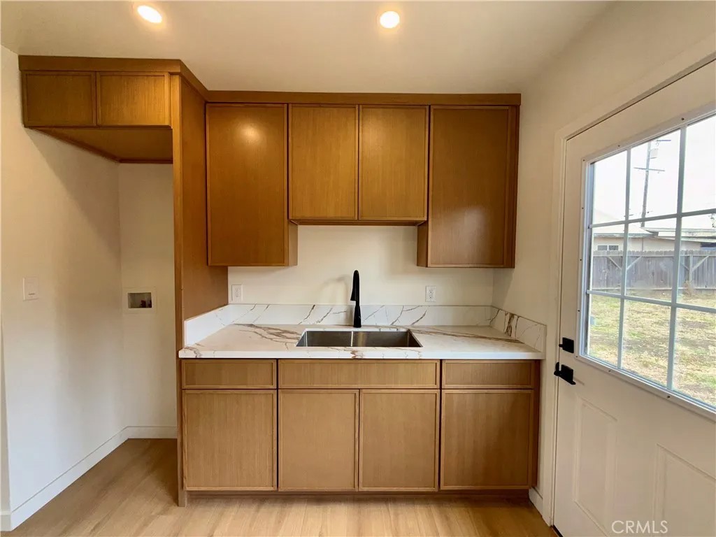 4949 E San Carlos