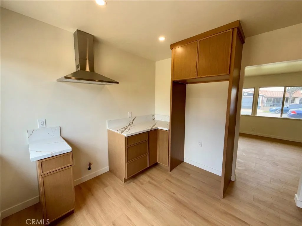 4949 E San Carlos