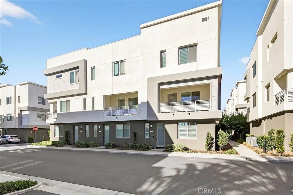 Photo of 1884 S Westside Dr, Anaheim, CA 92805 (MLS # PW25271055)