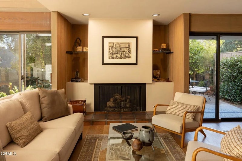 200 Arroyo Terrace
