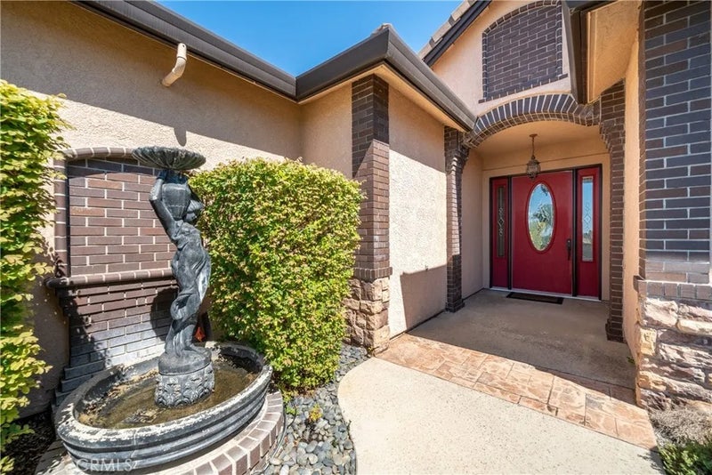 863 Santa Cruz Drive