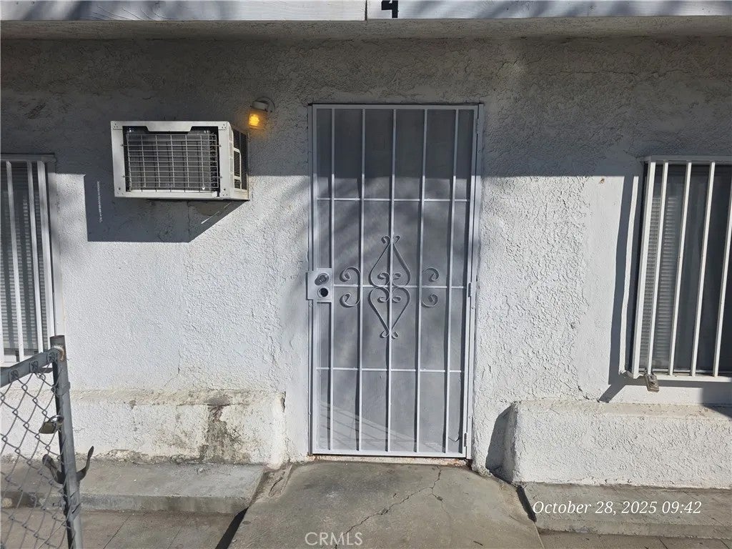 1134 Sepulveda