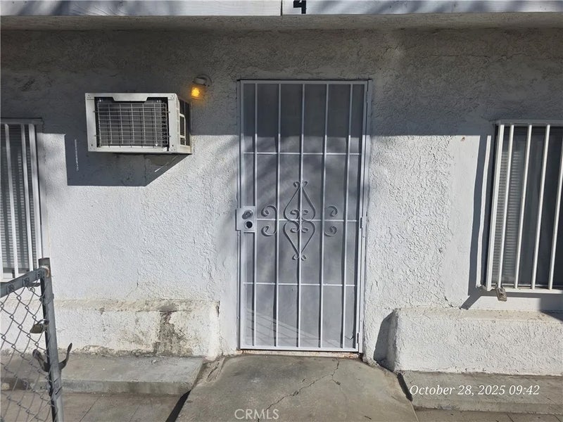 1134 Sepulveda