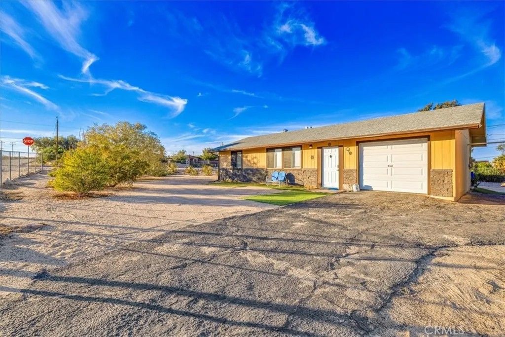 Photo of 71816 Siesta Drive, 29 Palms, CA 92277 (MLS # BB25260340)