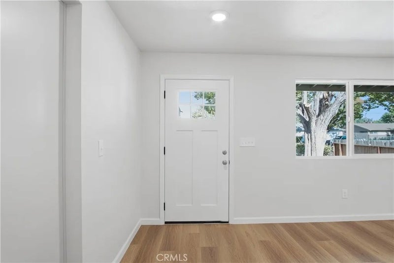 832 W 9th