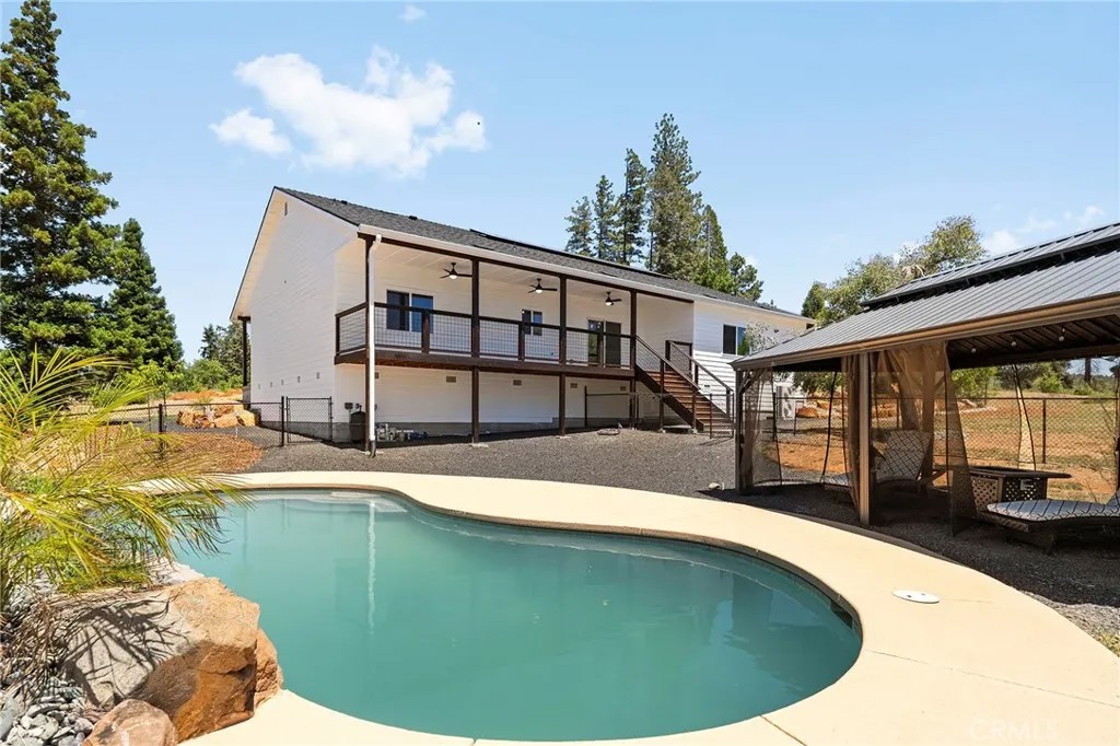 1682 Sweetbriar Lane