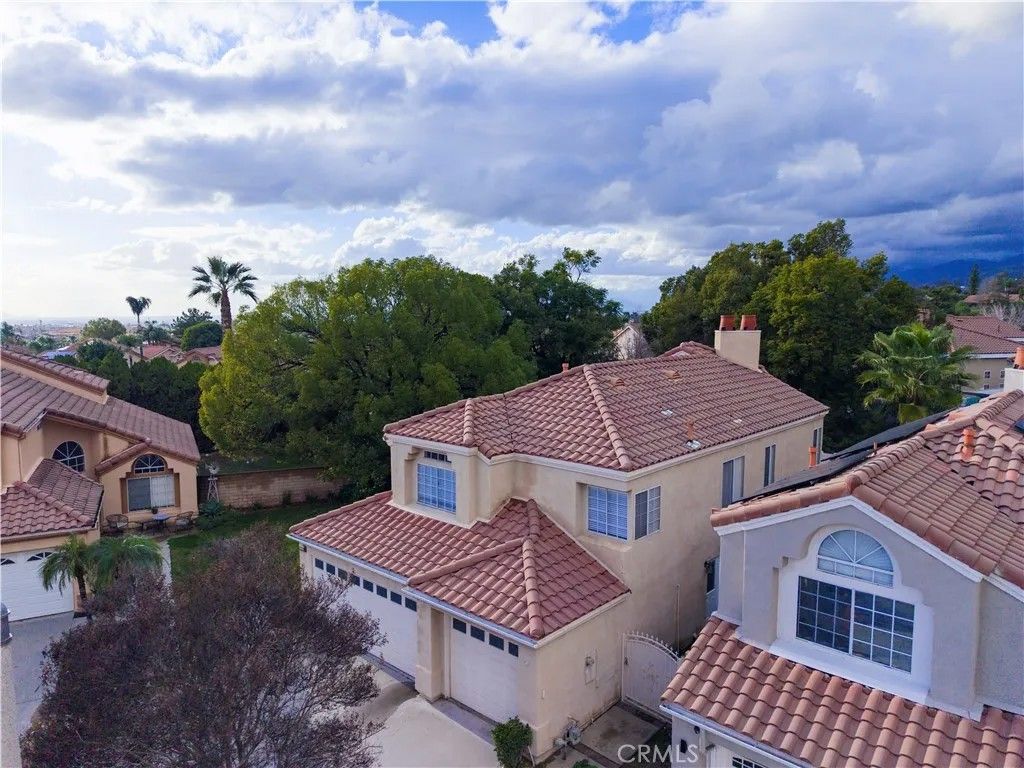 Photo of 7740 Jack Rabbit Ln, Highlands, CA 92346 (MLS # IG26032935)