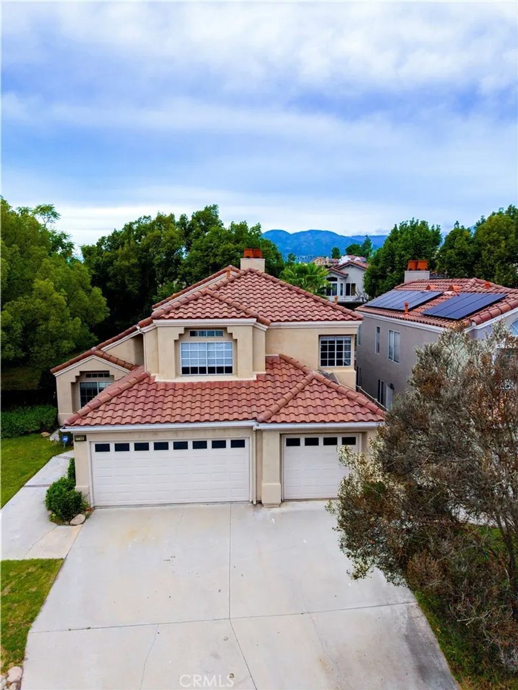 Photo of 7740 Jack Rabbit Ln, Highlands, CA 92346 (MLS # IG26032935)